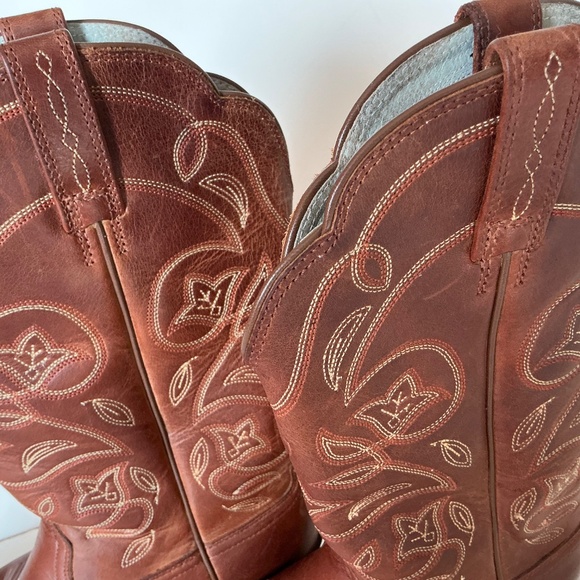 Ariat Heritage R Toe western cowgirl boots size 6.5 - Picture 2 of 6